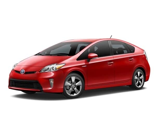 2015-toyota-prius-persona-special-edition-front-static-600-001