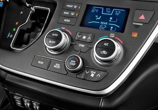2015-toyota-sienna-hvac-controls-detail-600-001