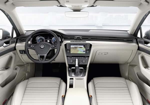 2015-volkswagen-euro-passat-intrerior-front-dash2-600-001
