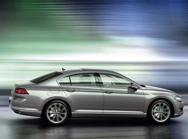 2015-volkswagen-euro-passat-pan-action1-600-001