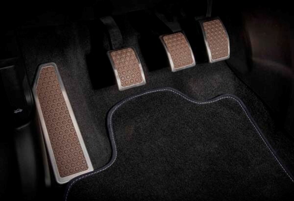 fiat-500l-vans-concept-pedals-detail-600-001