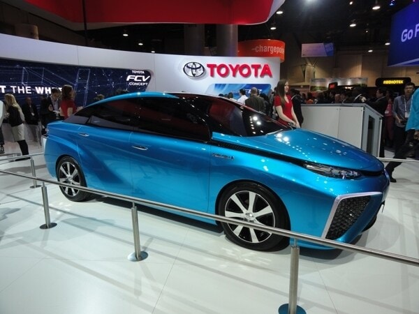 toyota-fuel-cell-600-001
