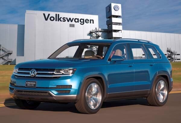 volkswagen-crossbluesuv-concept-front-action1-600-001