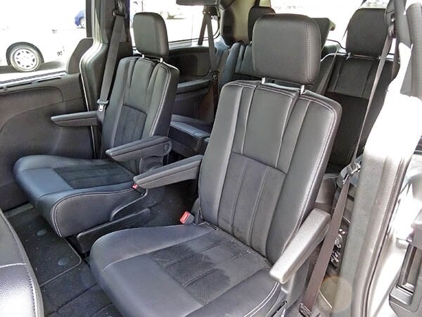 2014-dodge-grand-caravan-interior-08-600-001