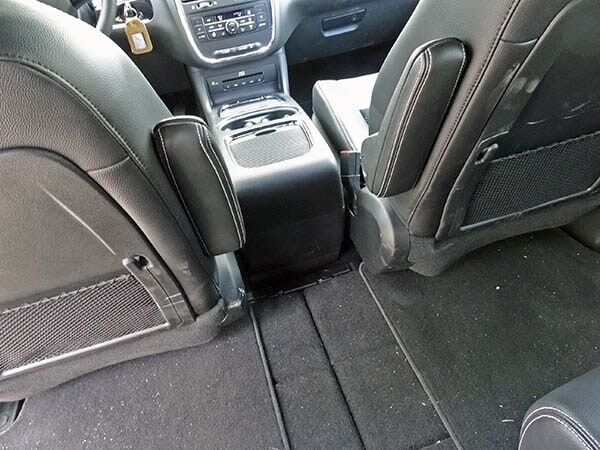 2014-dodge-grand-caravan-interior-12-600-001