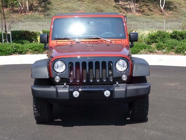 2014-jeep-wrangler-willys-4-600-001
