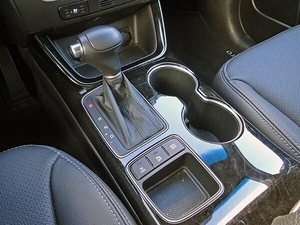 2014-kia-sorento-sx-suv-interior-03-600-001