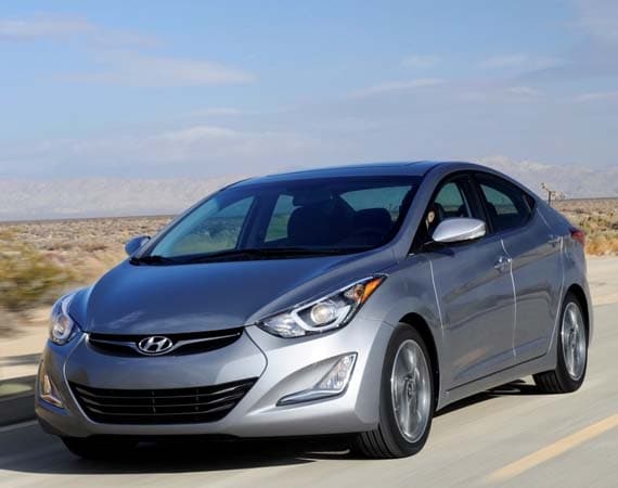 2015-hyundai-elantra-front-action1-600-001