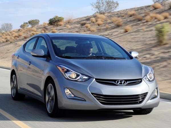 2015-hyundai-elantra-front-action2-600-001