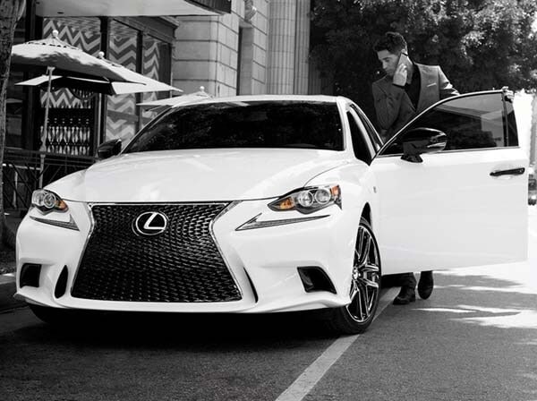 2015-lexus-crafted-line-is250-f-sport-front-static-600-001