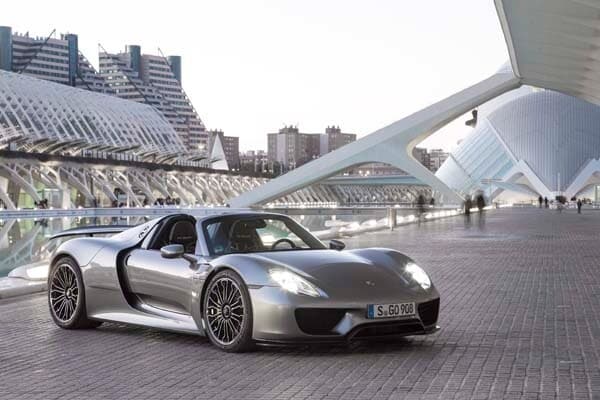 2015-porsche-918-spyder-_10_-600-001