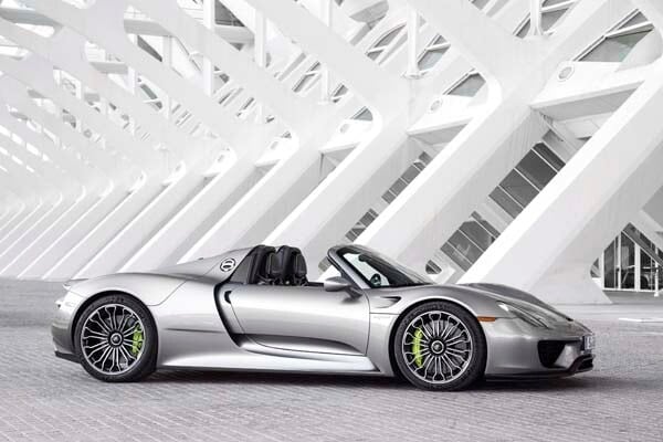 2015-porsche-918-spyder-_9_-600-001
