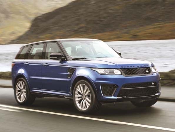 2015-range-rover-sport-svr-front-action3-600-001