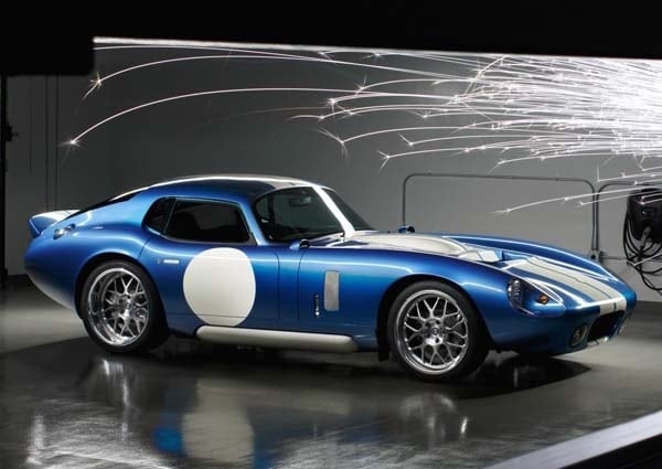2015-renovo-coupe-front-shop-static-600-001