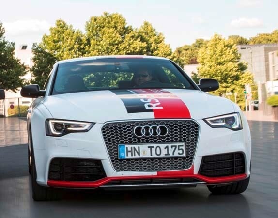 audi-rs-5-tdi-concept-head-on-action1-600-001