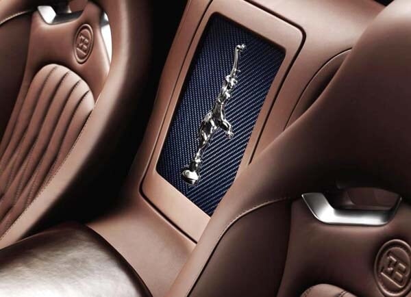 bugatti-veyron-ettore-bugatti-legends-special-edition-cabin-detail-600-001