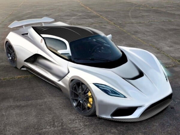 hennessey-venom-f5-illo-front-static-600-600-001