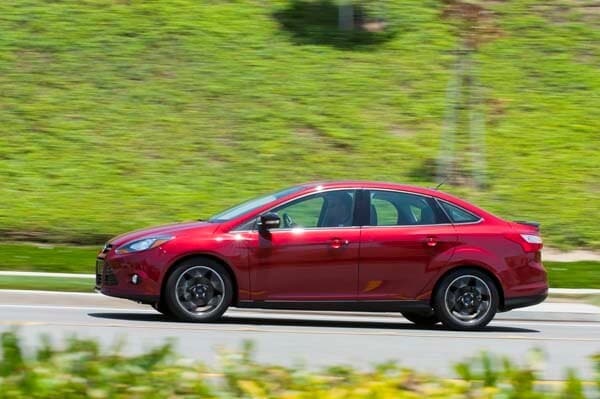 kbb_compact_sedans_030-600-001