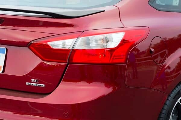 kbb_compact_sedans_039-600-001