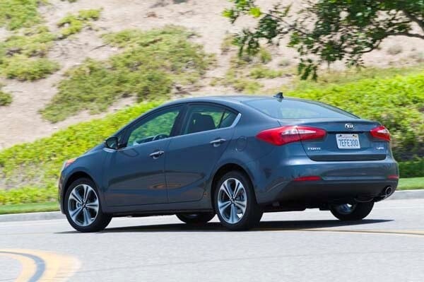 kbb_compact_sedans_144-600-001