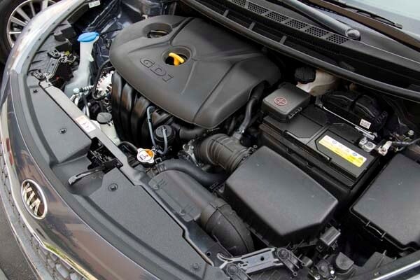 kbb_compact_sedans_167-600-001