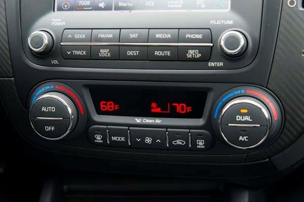kbb_compact_sedans_177-600-001