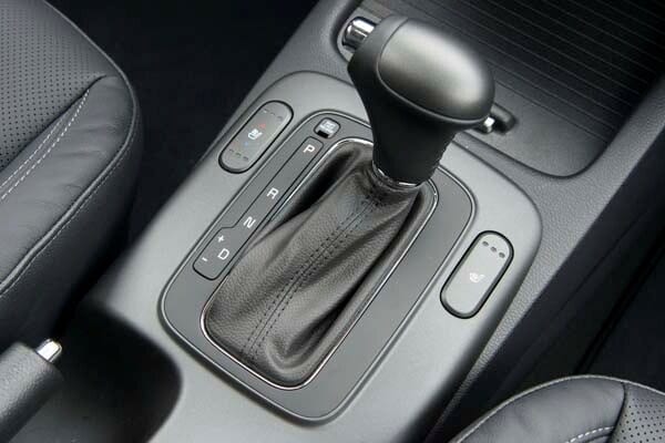 kbb_compact_sedans_178-600-001