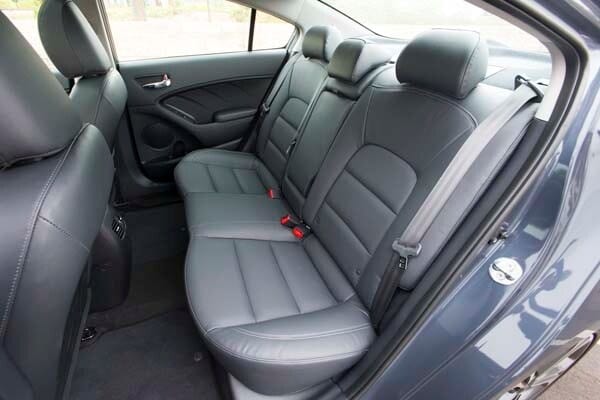 kbb_compact_sedans_183-600-001