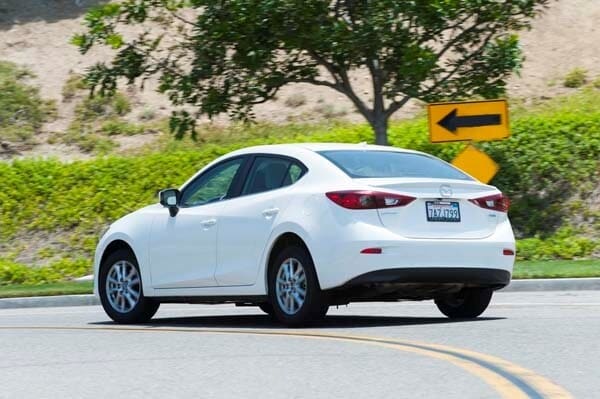 kbb_compact_sedans_205-600-002