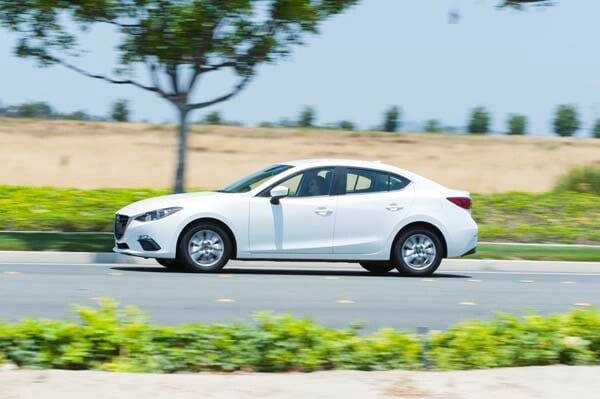 kbb_compact_sedans_211-600-001