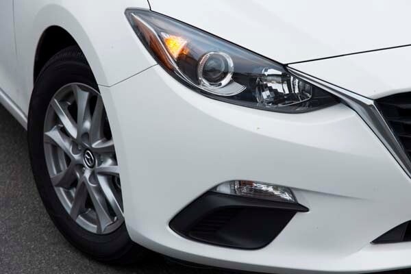 kbb_compact_sedans_215-600-002