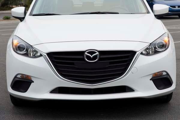 kbb_compact_sedans_219-600-002