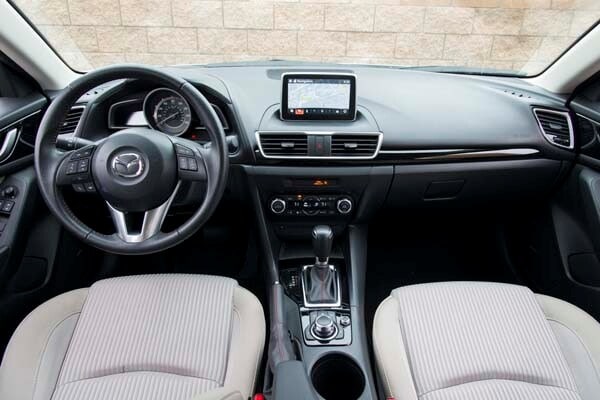 kbb_compact_sedans_235-600-002