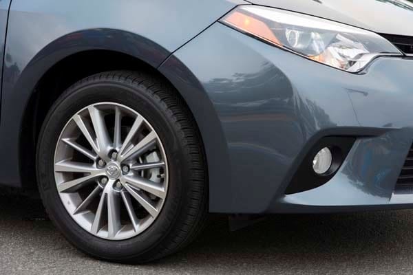 kbb_compact_sedans_332-600-001