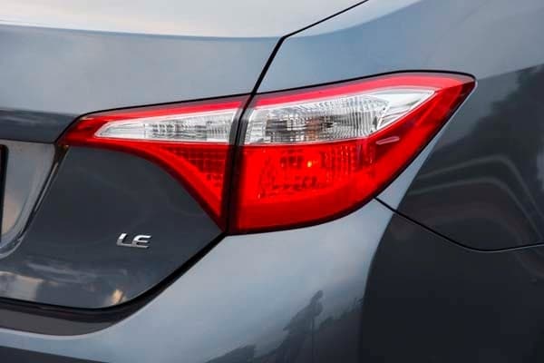 kbb_compact_sedans_337-600-001