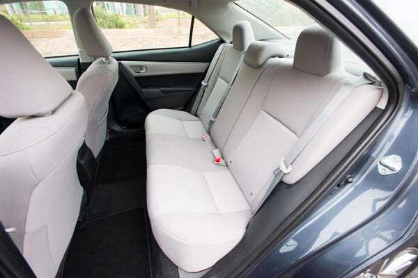 kbb_compact_sedans_356-600-001