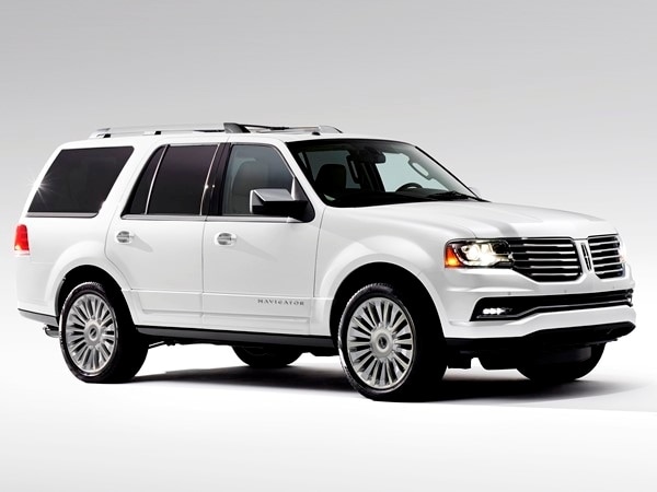 15lincolnnavigator_13_hr-600-600-001