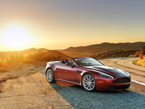2015-aston-martin-v12-vantage-s-roadster-exterior-01-600-001
