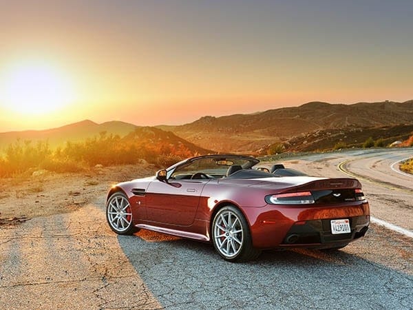 2015-aston-martin-v12-vantage-s-roadster-exterior-02-600-001