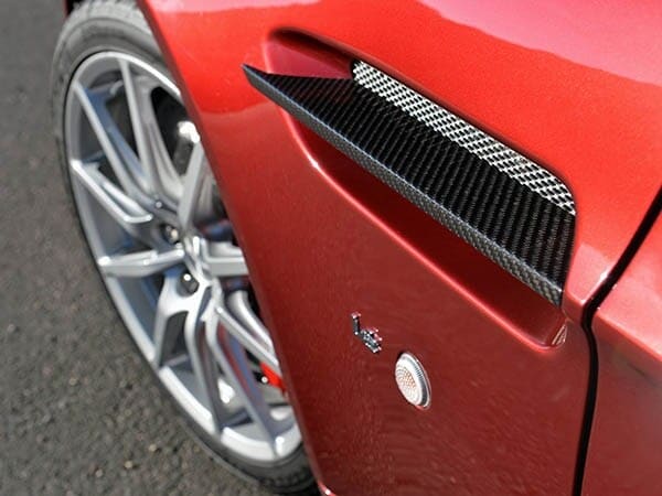 2015-aston-martin-v12-vantage-s-roadster-exterior-10-600-001