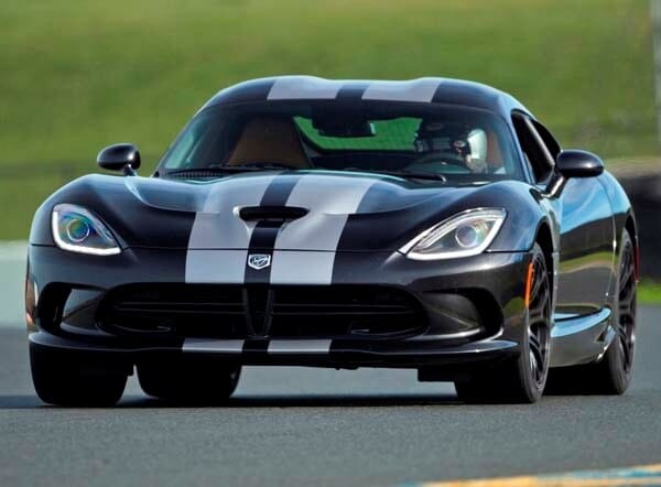 2015-dodge-viper-srt-ta-2-0-front-action3-600-001