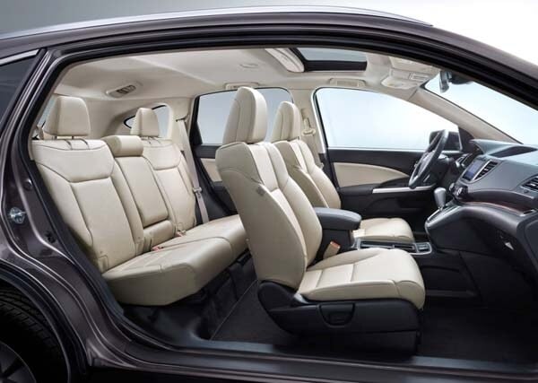 2015-honda-cr-v-interior-look-in-600-001