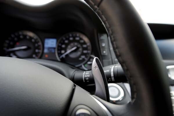 2015-infiniti-q70-and-q70l-16-600-001