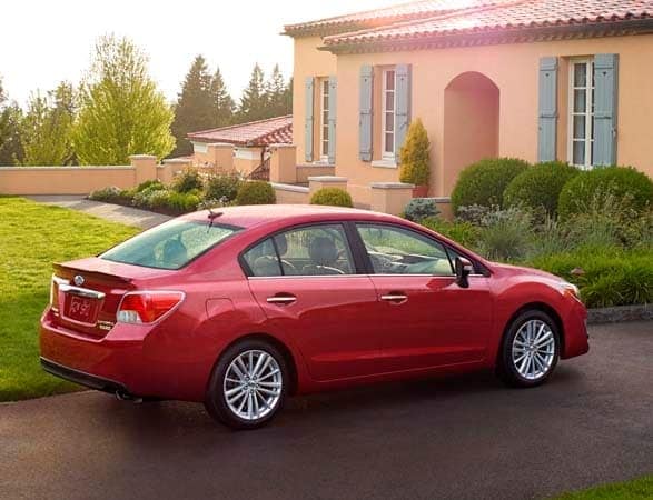 2015-subaru-impreza-4-door-rear-static-600-001