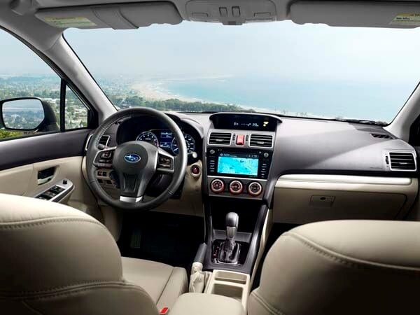 2015-subaru-impreza-interior-front-600-001