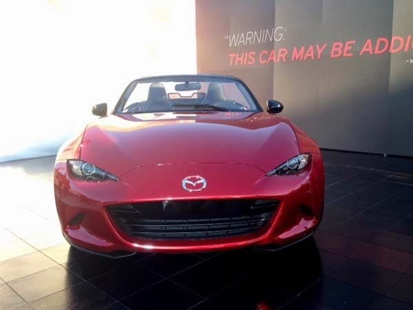 2016-mazda-mx-5-nose-on-static-reveal-600-001