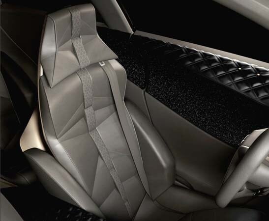 ds-divine-concept-interior-front-seat-detail-600-001