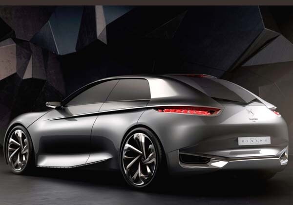 ds-divine-concept-rear-static1-600-001