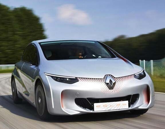 renault-eolab-concept-front-action1-600-001