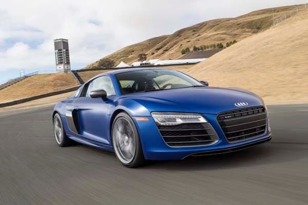 2014-audi-r8-blue-1-600-001